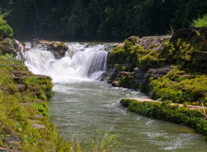 Travel with Utmost, Standard, Safety, and Trust.