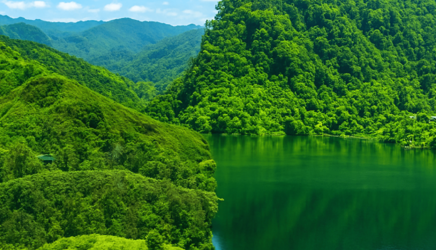 Travel with Utmost, Standard, Safety, and Trust.