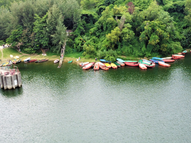 Travel with Utmost, Standard, Safety, and Trust.